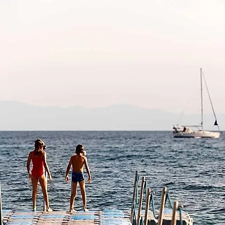 Alexandra Elegance Bridging Generations (adults Only) 5* بوتوس
