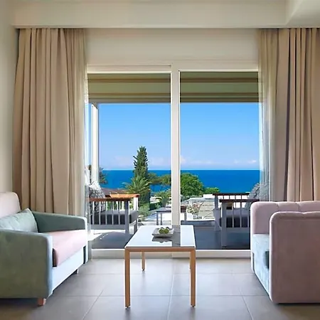 Alexandra Elegance Bridging Generations (adults Only) فندق بوتوس